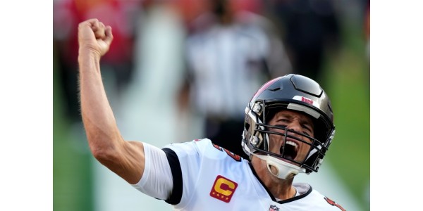 Tom Brady mantiene un cuerpo saludable para retirarse